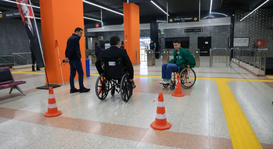 BursaRay'da Empati Rüzgarı: Engelliler Günü'nde Farkındalık Zirveye Ulaştı!