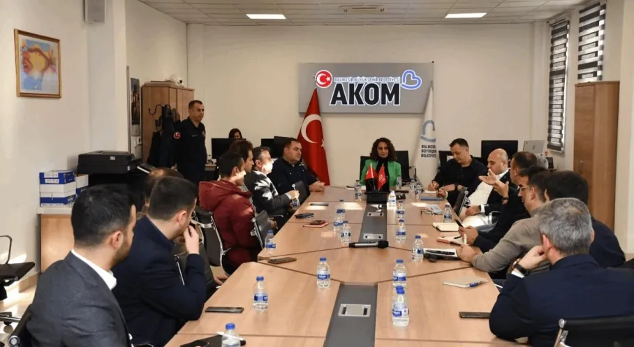 Balıkesir Kışa Hazır! Büyükşehir'den Afetlere Karşı Kapsamlı Önlemler Duyuruldu