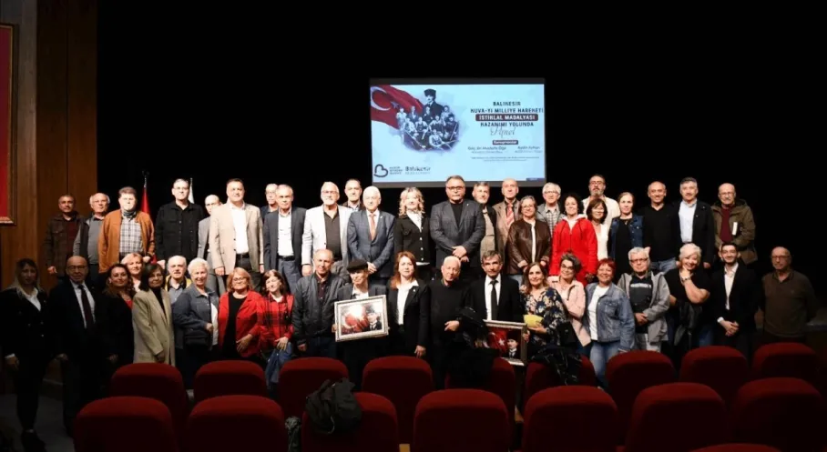 Balıkesir İstiklal Madalyası'na Kavuşuyor: Büyükşehir'den Tarihi Panel!
