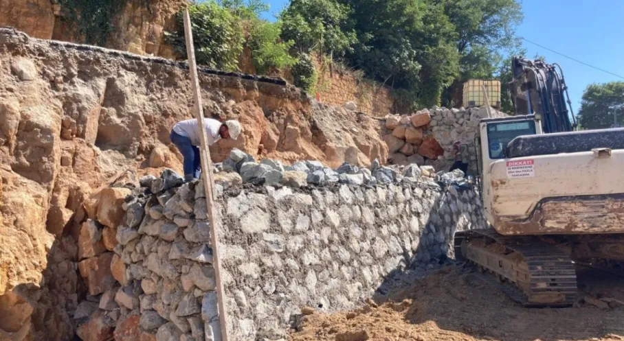 Ordu'dan Fatsa'ya Dev Yatırım: Heyelanlara Karşı Kalıcı Taş Duvar Çözümü!