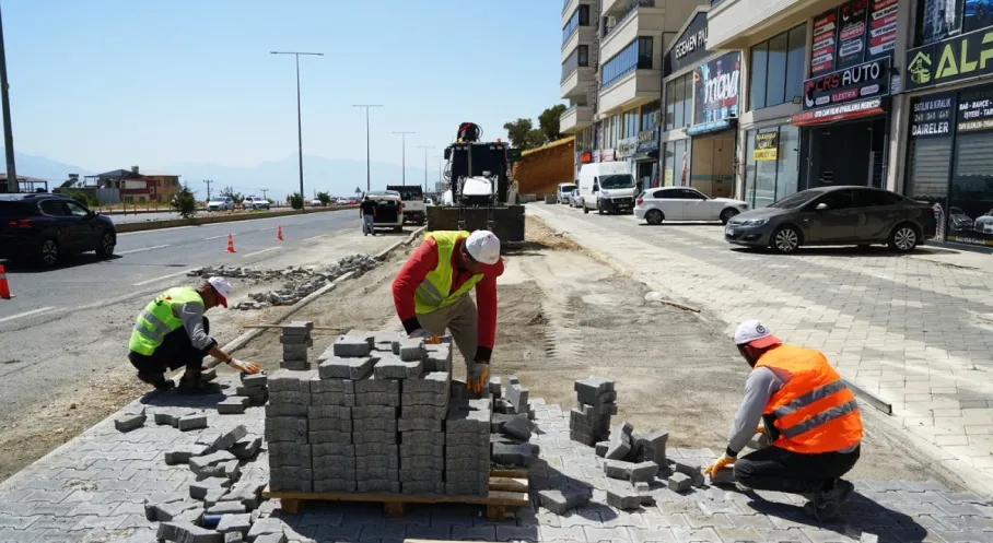 Kahramanmaraş Kuzey Çevre Yolu'nda Yaya Güvenliği Artırılıyor: Büyükşehir'den Yeni Düzenleme!