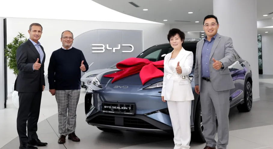 BYD Türkiye'de Elektrikli SUV SEALION 7'nin İlk Teslimatını Gerçekleştirdi!