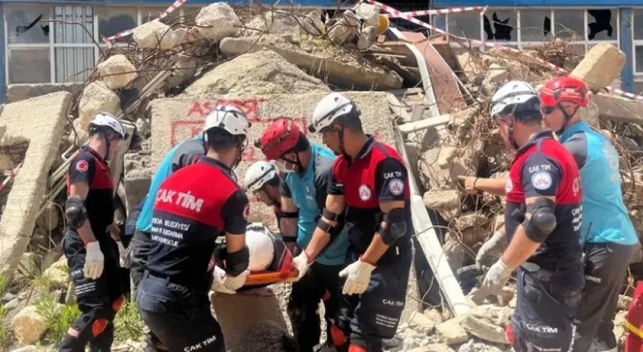 Kocaeli'de Deprem Tatbikatı: ÇAK-TİM'den Başarılı Kurtarma Operasyonu!