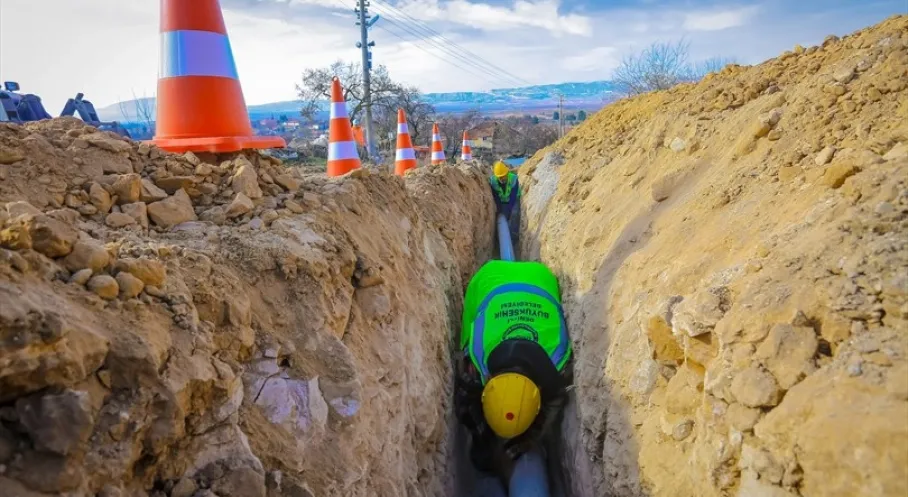 Çal Denizler'de Su Sorunu Tarihe Karışıyor! 2718 Metrelik Asbestli Hat Modern Sistemle Yenilendi