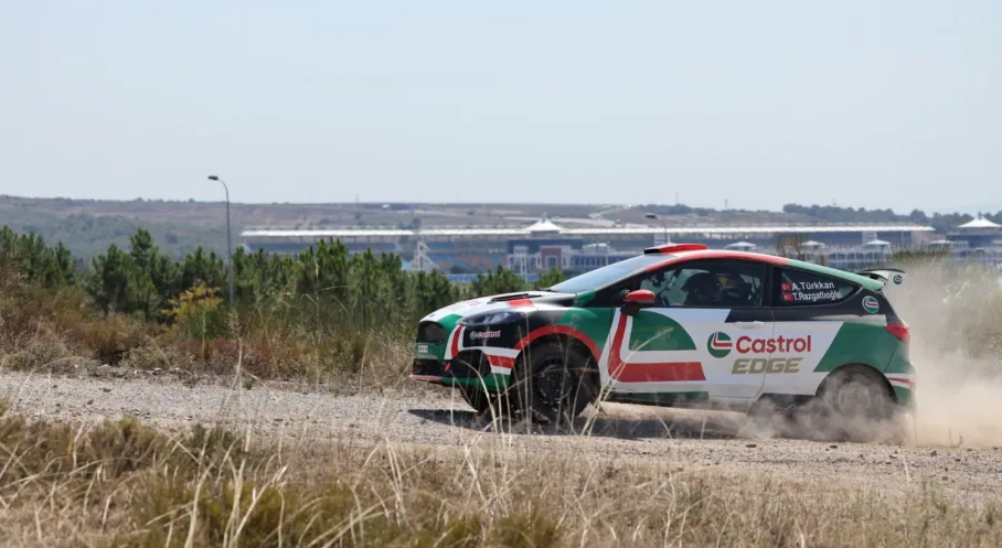 Castrol Performance Day: Toprak ve Ali'den İstanbul Park'ta Adrenalin Şov!