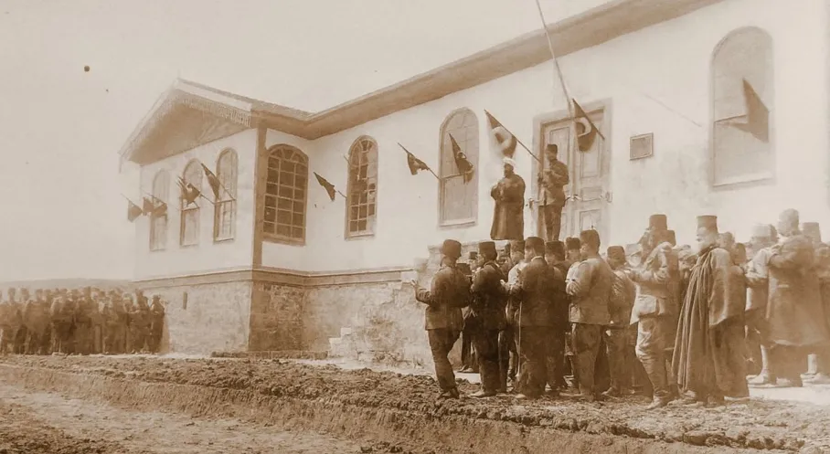 Çaycuma'da Tarihi Keşif: Yüzbaşı Cevat Rıfat'ın 1922 Kitabesi Bulundu!