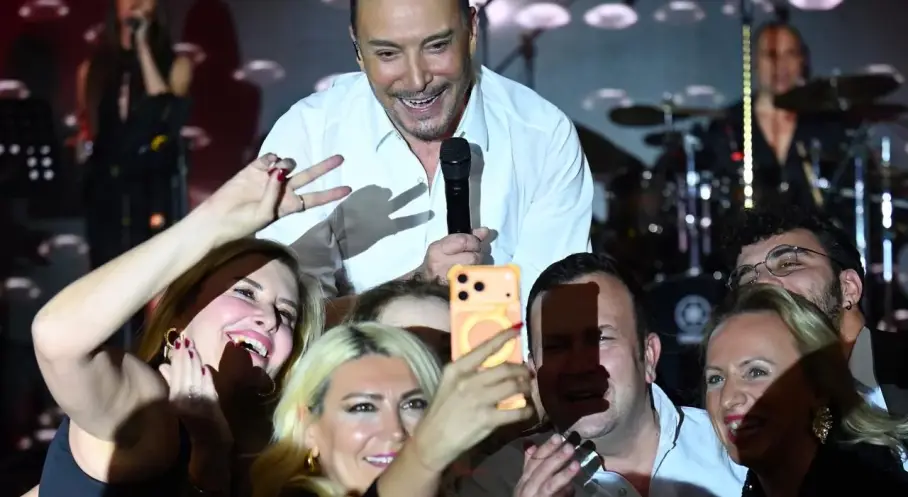 Cenk Eren, 30 Yıllık Müzik Kariyerini Özel Konserle Taçlandıracak