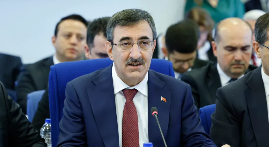 Cevdet Yılmaz Duyurdu: İşsizlik Oranı Tam 36 Aydır Tek Hanede! Türkiye Ekonomisinde Dikkat Çeken İstihdam Verileri