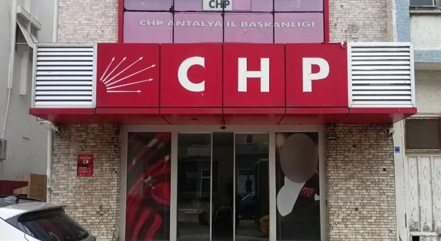 CHP Antalya'da Kongre Heyecanı Başlıyor! İşte İlçe Takvimi