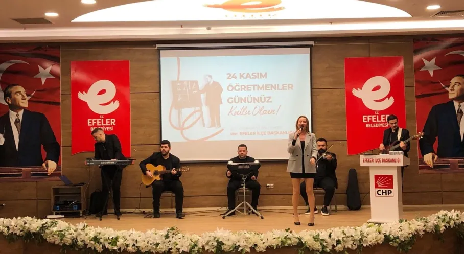 CHP Efeler'den Emekli Öğretmenlere Vefa! 24 Kasım Coşkusu