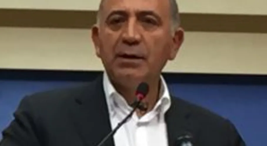 CHP İstanbul'da Kritik Dönem: Tekin'den Tartışmalara Kapalı Net Mesaj!