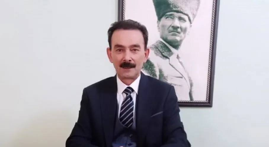 CHP Kars'ta Sürpriz Gelişme: Hasan Ahmetoğlu İl Başkanlığına Adaylığını Açıkladı!