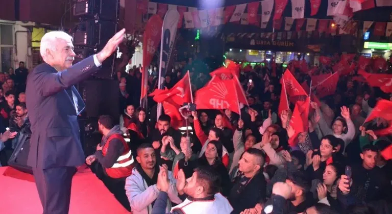 CHP Keşan'da Yeniden Seçim Geleneğini Başlattı: Mehmet Özcan Vatandaşları Projeleriyle Buluşturdu