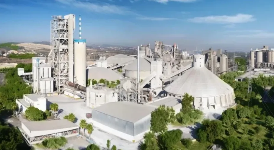 Çimsa'dan Yılın İlk Çeyreğinde Dev Büyüme! Rekor FAVÖK ve Güneş Enerjisi Yatırımı