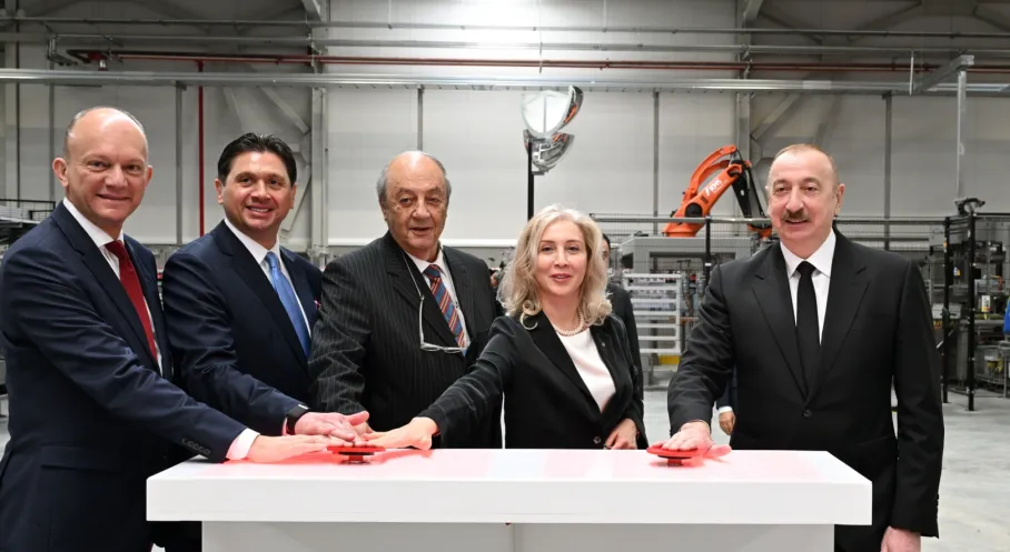 Coca-Cola İçecek'ten Azerbaycan'a Dev Yatırım: Yeni Fabrika Açıldı!