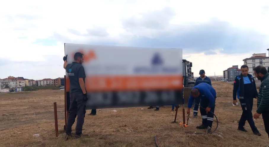 Çorlu'da Tabelalara Savaş Açıldı! Görüntü Kirliliğine Son!