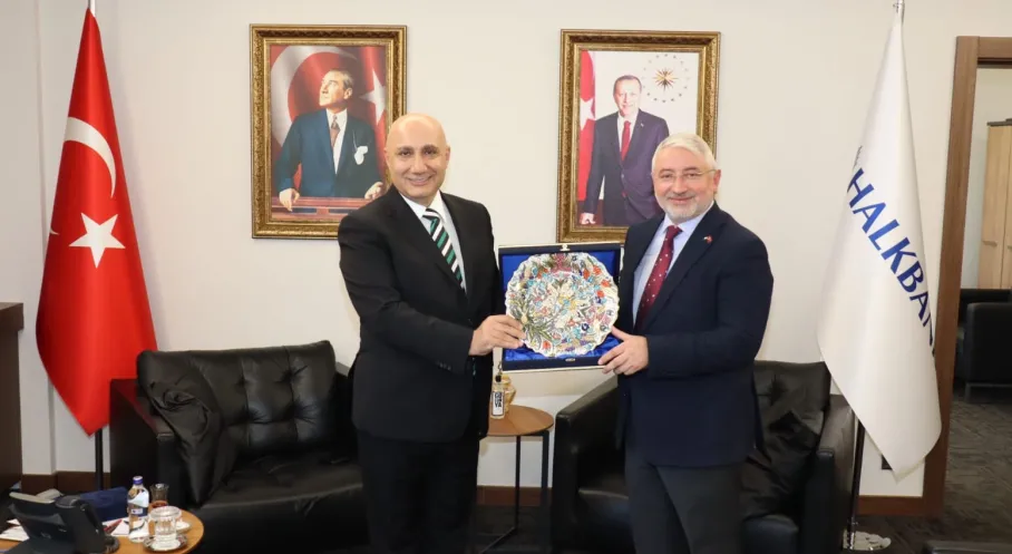 Çorum Belediyesi Personeline Rekor Promosyon: Başkan Aşgın'dan Müjde!