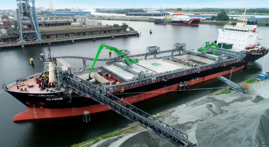 CSL'den Deniz İnşaatına Devrim: Hibrit Gemi MV CSL Flexvik Filoya Katıldı!