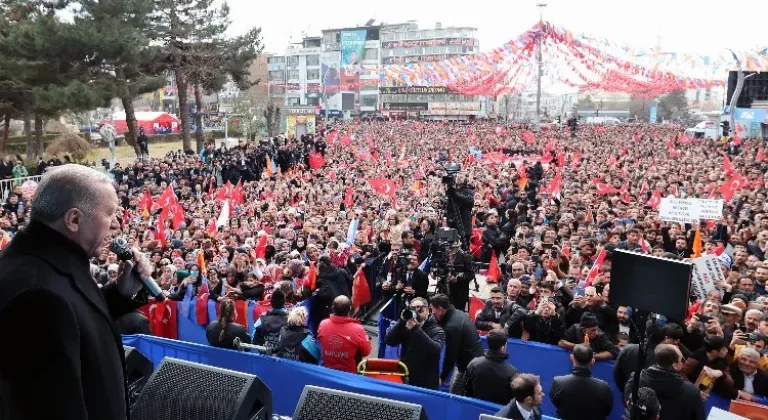 Cumhurbaşkanı Erdoğan'ın Van Mitingi: Akıttığımız Ter Kadir Kıymet Bilene Feda Olsun