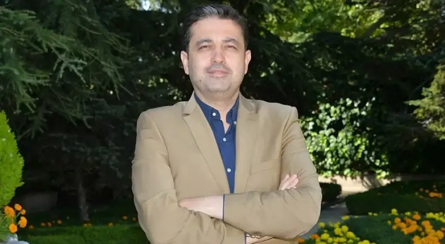 Cüneyd Altıparmak yazdı: Çocuklar için sosyal medyada yeni dönem, sigara satışında kimlik doğrulaması ve güvenli internet medyası
