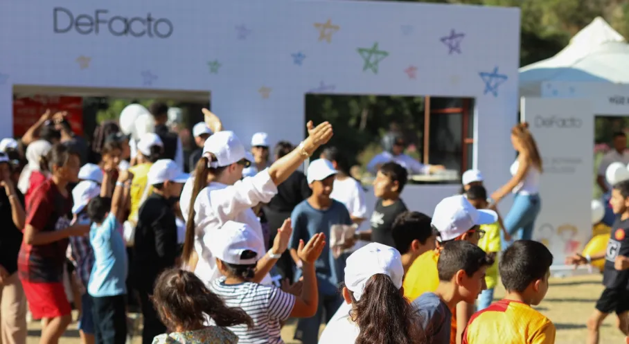 DeFacto'dan Hatay'da Bayram Coşkusu: Minik Yürekler Güldü!