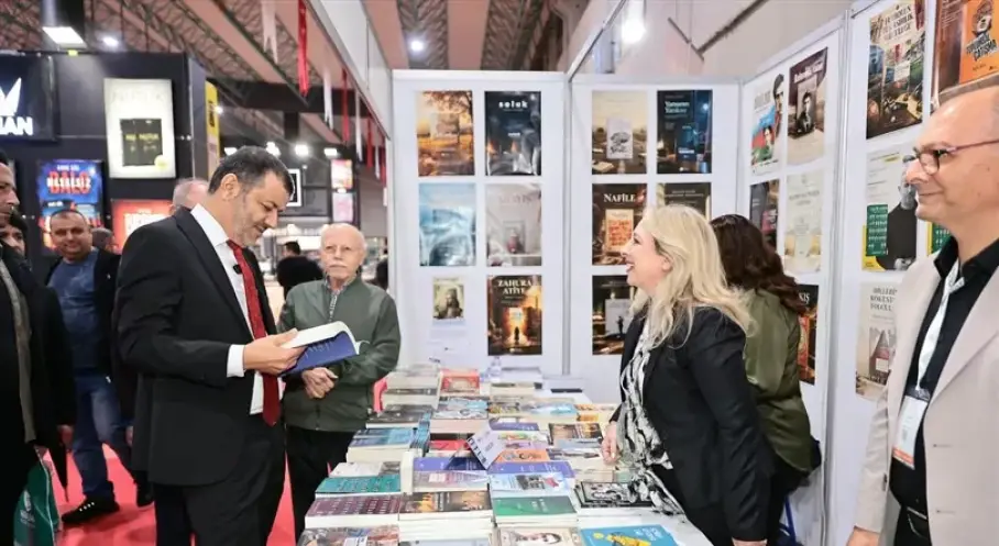 Denizli Kitap Fuarı Kapılarını Açtı: 212 Yayınevi ve 500’e Yakın Yazar Okurlarla Buluşacak