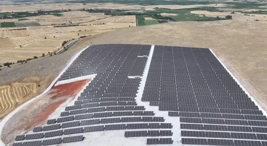 Denizli'den Güneş Enerjisi Hamlesi! Kendi Elektriğini Üretiyor