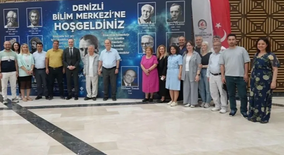 Denizli'de Bilim ve Sevgi Buluşması: Prof. Dr. Tomak'tan İlham Veren Söyleşi!