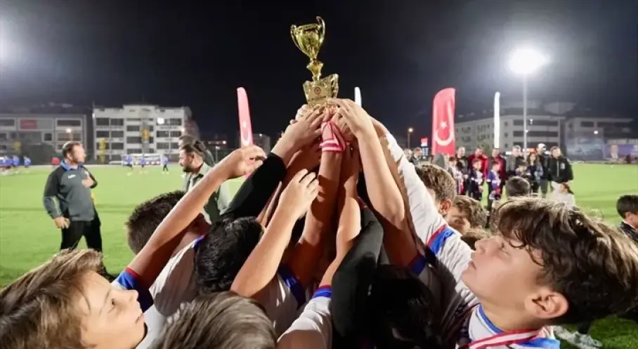 Denizli’de Cumhuriyet Bayramı Futbol Turnuvası Sona Erdi
