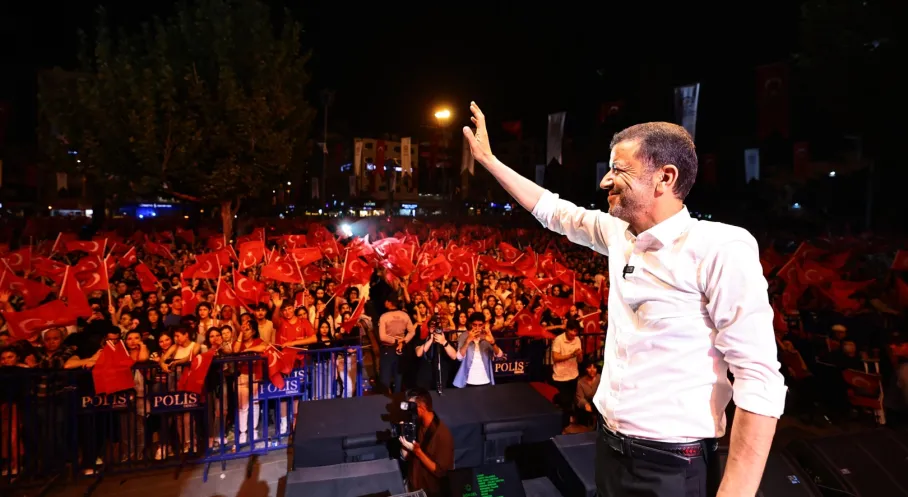 Denizli'de Horoz Kart Umut Oldu! İhtiyaç Sahipleri Rahat Bir Nefes Alıyor