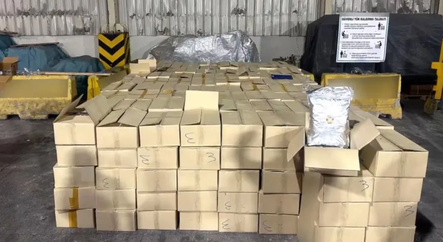 Derince Limanı'nda Rekor Uyuşturucu Baskını! 1.5 Ton Skunk Ele Geçirildi