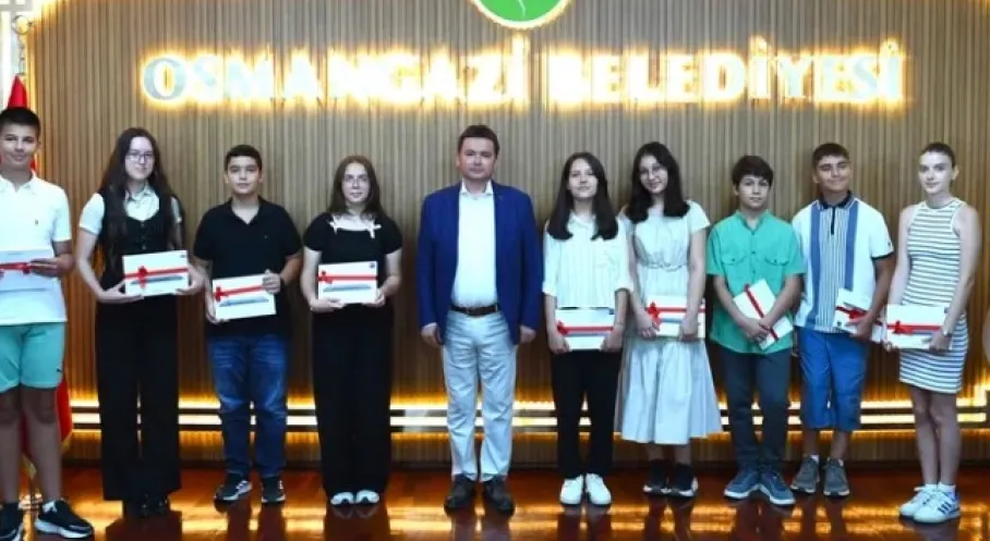 Osmangazi'den Dijital Eğitim Hamlesi! LGS ve YKS'de Büyük Başarı