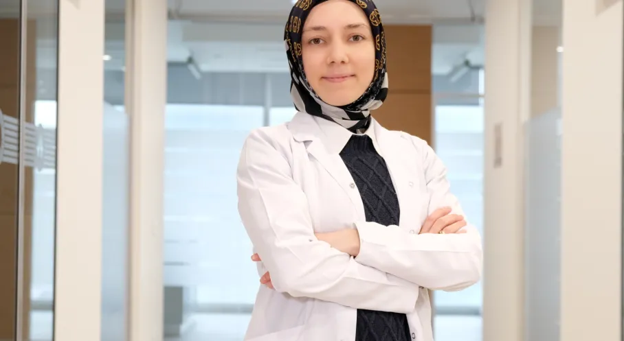 Diş Eti Çekilmesinin Nedenleri ve Tedavi Yöntemleri: Uzmanından Açıklamalar!