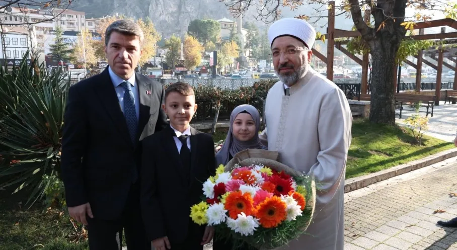 Diyanet İşleri Başkanı Arpaguş Amasya'da: Ziyaretler ve Mehmetçik Camii Açılışı!