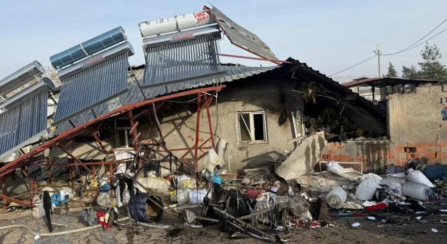 Diyarbakır'da Dehşet Verici Patlama! Peynir Tesisinde Can Pazarı: 2'si Ağır 6 Yaralı