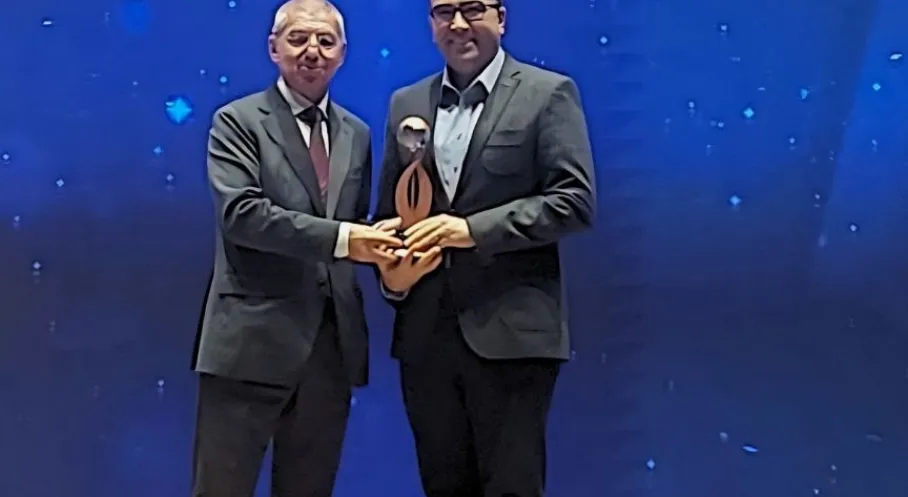 DÖKTAŞ ve PARSAN İhracaatın Şampiyonu Ödüllerini Aldılar