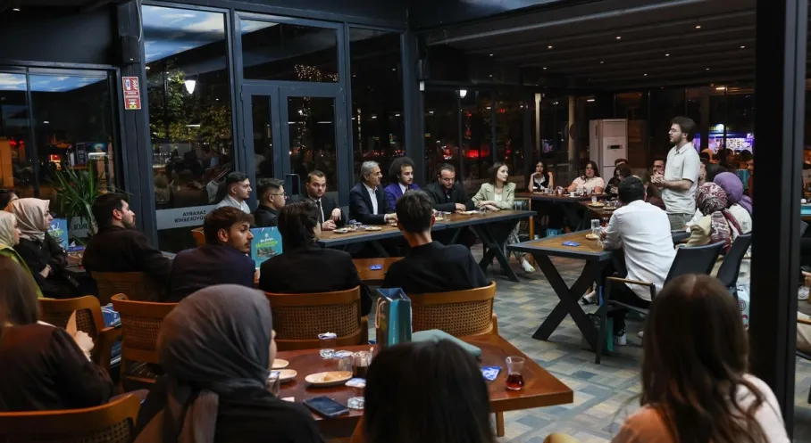 Sakarya'da Gençlik Rüzgarı: AKM, Kütüphane ve Bilim Merkezi Müjdesi!