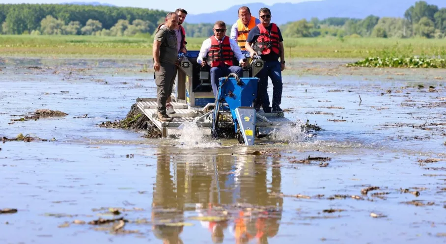 Düzce Efteni Gölü'nde Büyük Temizlik Başladı! İşte Detaylar