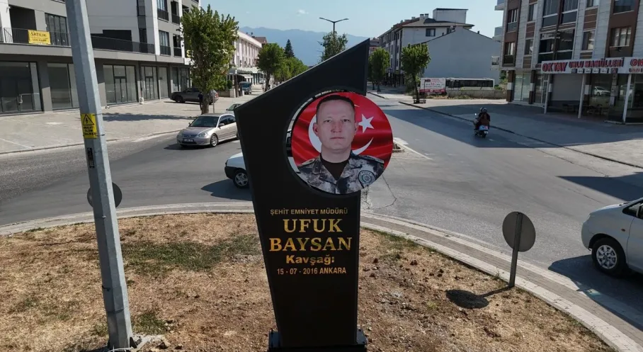 Düzce'de 15 Temmuz Şehidi Ufuk Baysan'ın Adı Kavşakta Ölümsüzleşti!