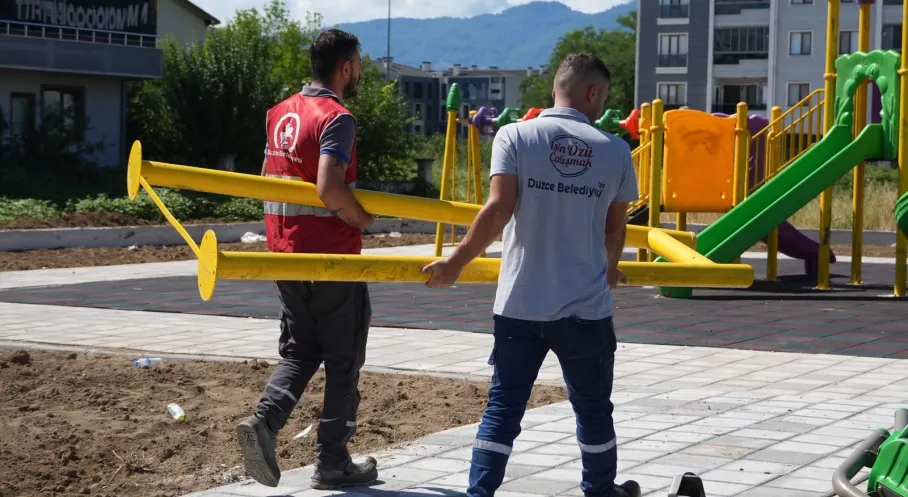 Düzce'de Mergiç Mahallesi’ne Yeni Park