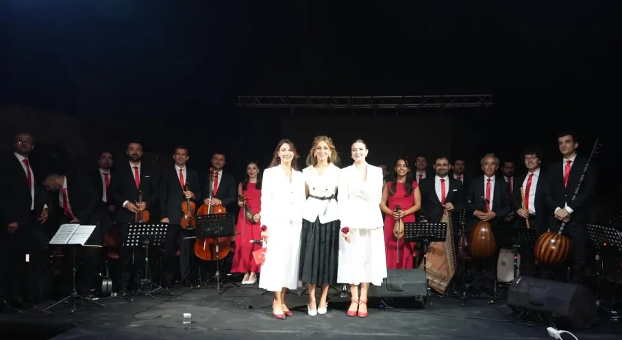 Düzce'de Zafer Bayramı Coşkusu: Konuralp Antik Kenti'nde Unutulmaz Konser!
