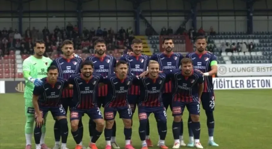 Düzcespor Zirve Takibini Sürdürüyor! Orduspor'u 3-2 Yendi