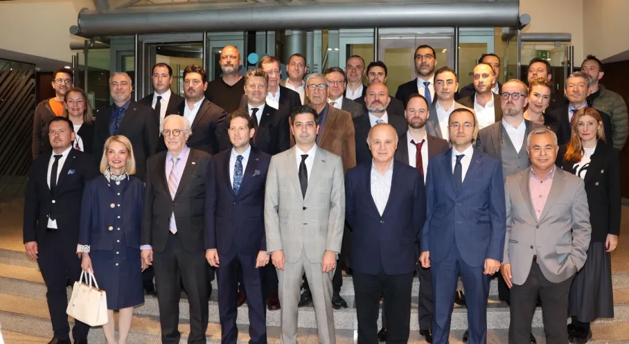 Ege İhracatçı Birlikleri'nde Tarihi Değişim: 'İkinci Göksan Dönemi' Başladı, ETHİB'in Yeni Başkanı Turan Göksan!