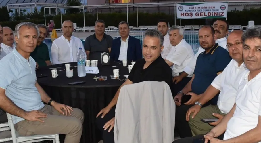 Eğitim-Bir-Sen Kumluca'dan Yıl Sonu Şöleni! Öğretmenler Birlik ve Beraberlik İçinde