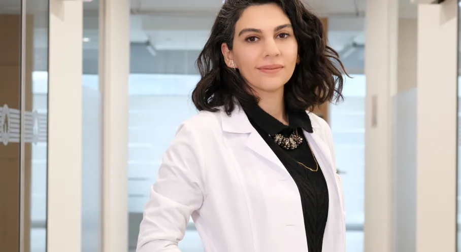 Ekran Bağımlılığı Alarm Veriyor! Ağız ve Diş Sağlığınız Tehlikede