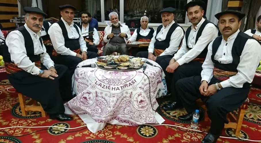 Elazığ'da Kürsübaşı Geleneği Yeniden Canlanıyor! Nostalji Rüzgarı Esecek
