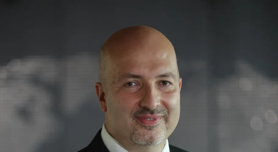 Elektrikli Araçların Kaderini Menzil ve Şarj Altyapısı Çizecek: Tüketici Eğilimleri Değişiyor!