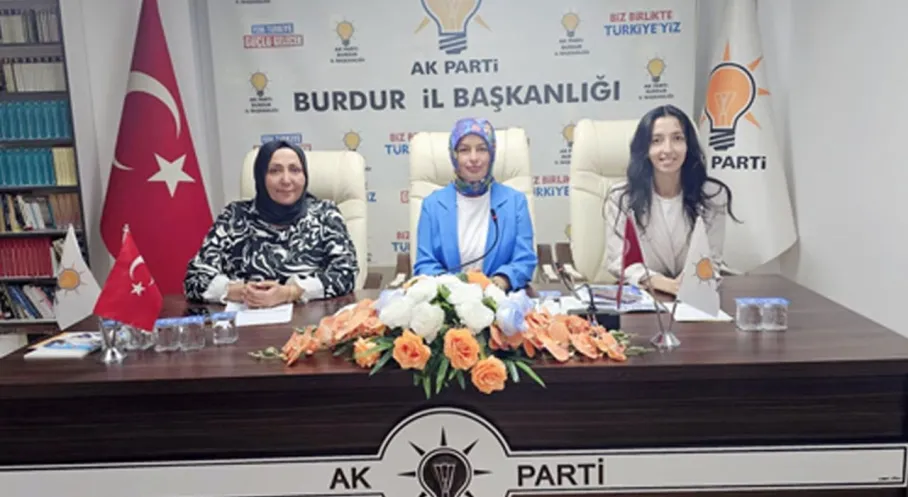 Emine Aktaş'tan Burdur Kadın Kollarına Sürpriz Ziyaret! İşte Detaylar