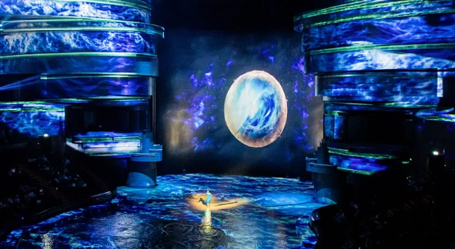 Emirates'tan Dubai Yolcularına Müjde! Ücretsiz La Perle Gösterisi ve My Emirates Pass Fırsatları