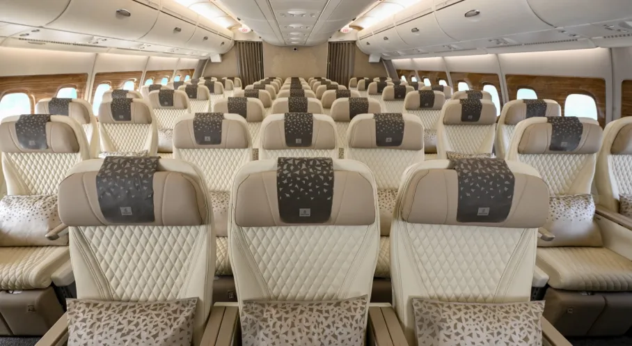 Emirates'ten Gökyüzünde Devrim: İlk Yenilenen 3 Sınıflı A380 ile Premium Economy Dönemi Başladı!
